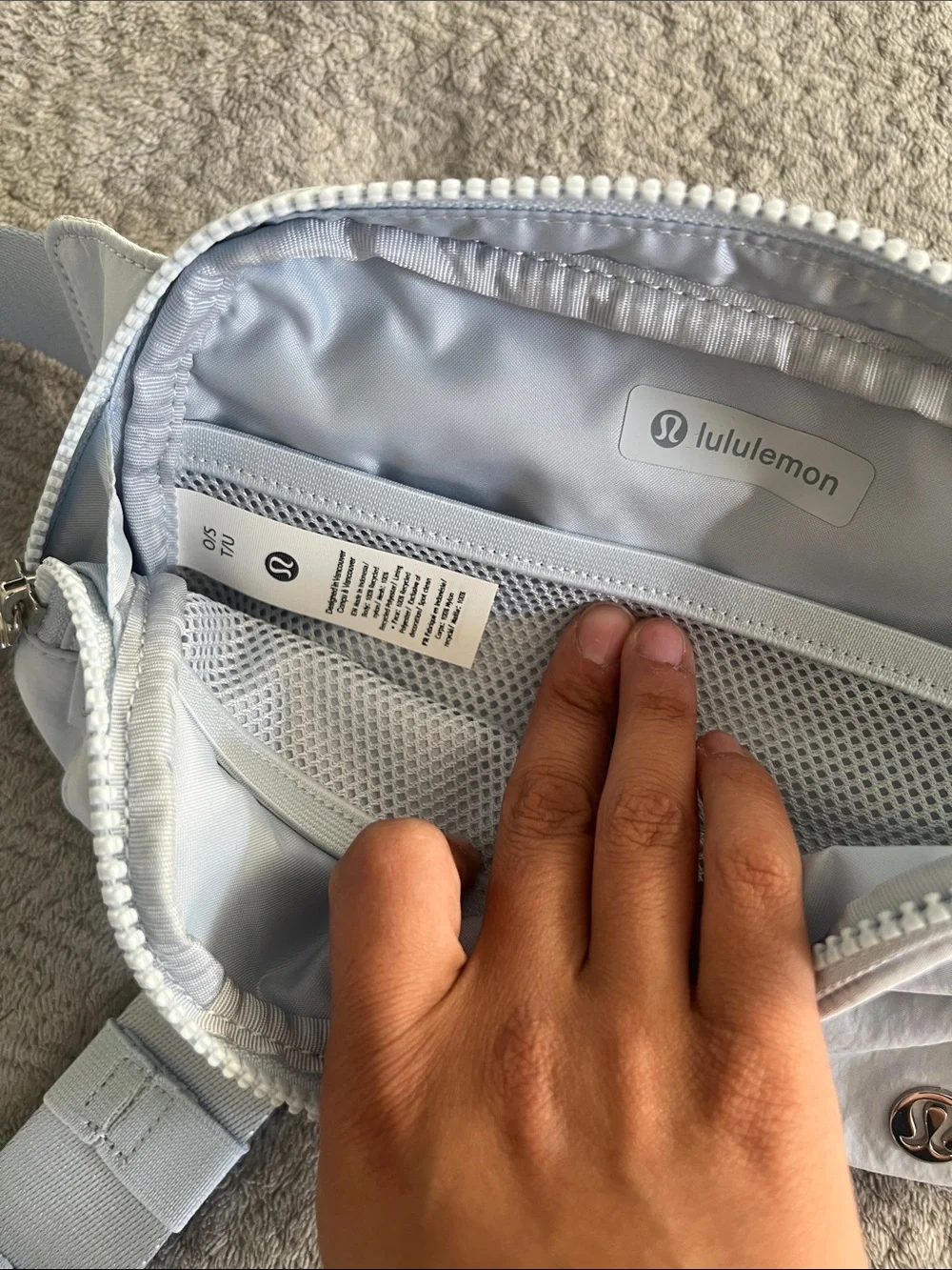 NWOT Lululemon Athletica Light Blue Small Crossbody Belt Bag OS Athleisure